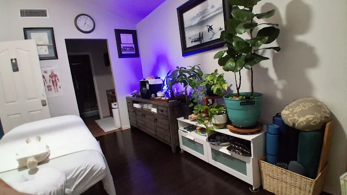 Cruz Bodywork treatment room